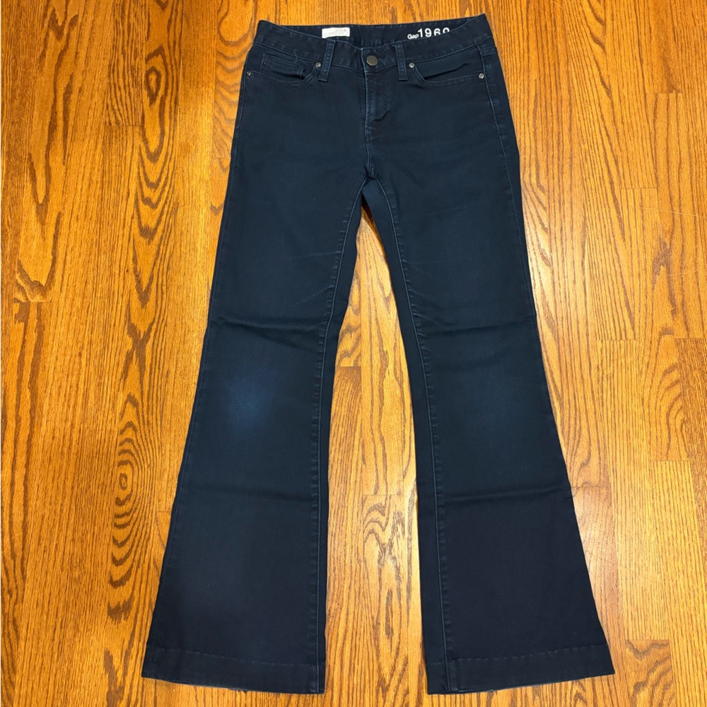 Gap Women's Dark Blue Flare Jeans - Size 4